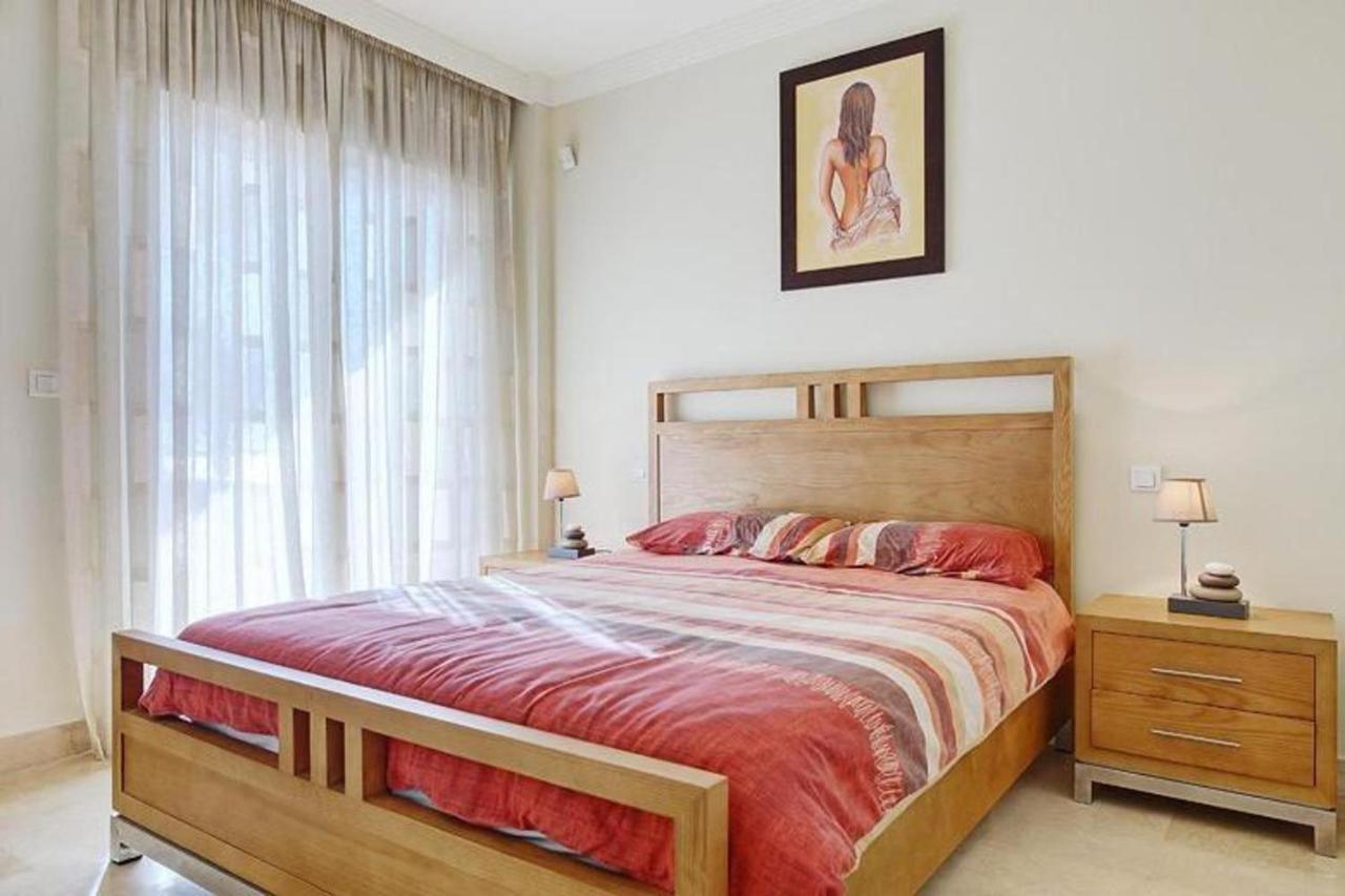 Spacious Stunning Views 2-bed Apartament *